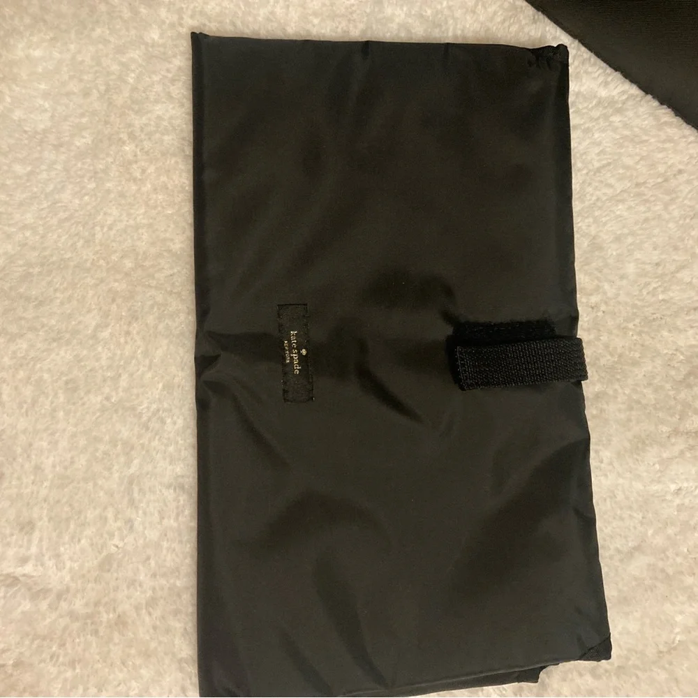 Kate Spade Black and Cream Margareta baby bag/ Wilson Road Bow design NWT